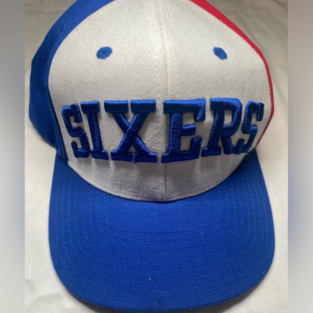 Vintage Philadelphia 76ers hat